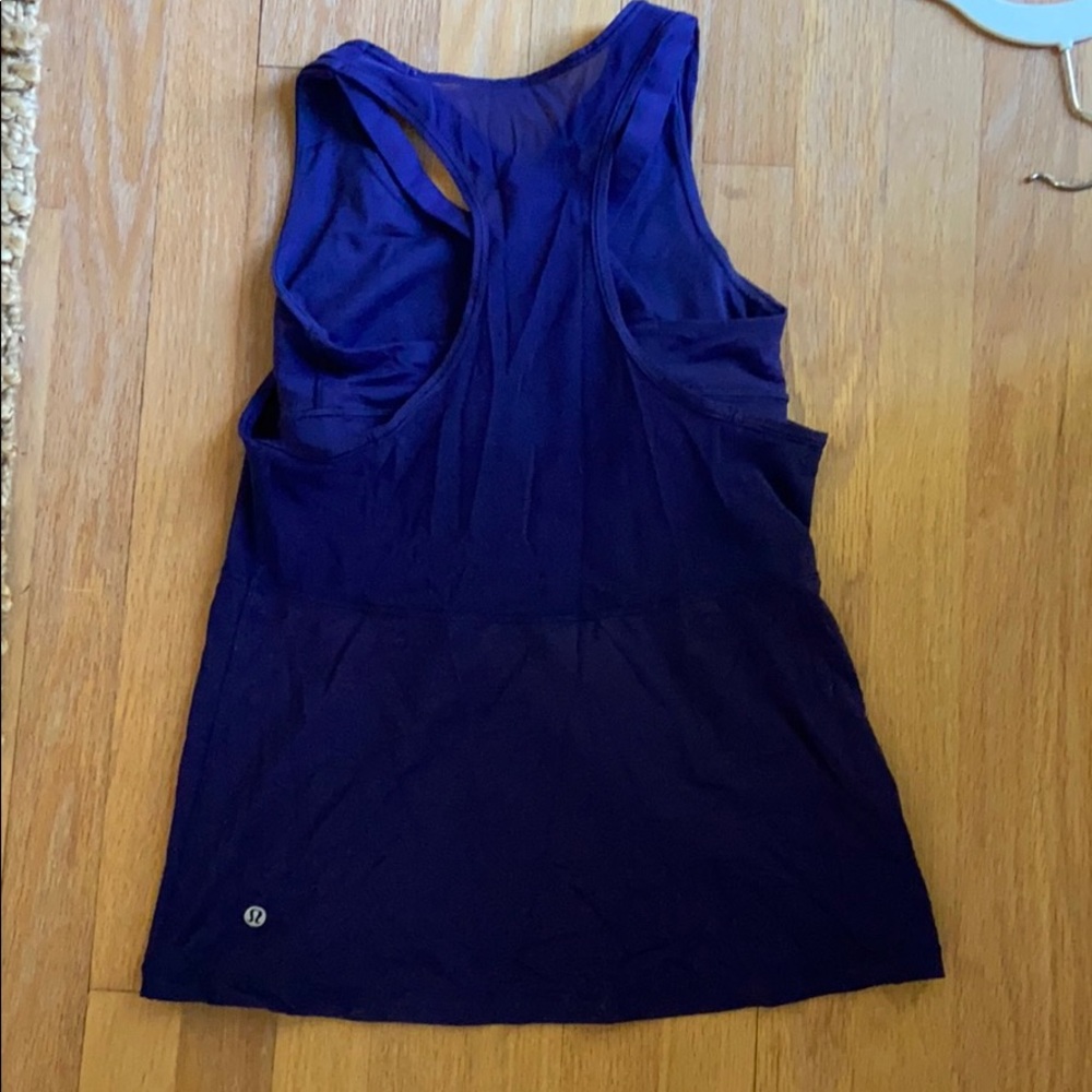Lululemon tank top with built in bra